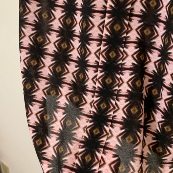 J. Crew Petal Sleeve Top in Shadow Diamond Size 8 - Picture 6 of 9